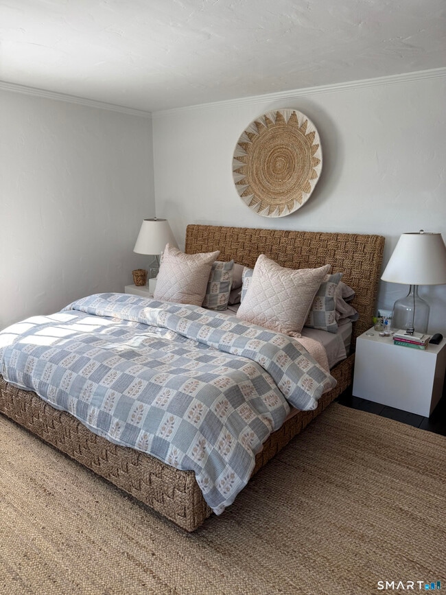 Building Photo - 450 Harbor Rd