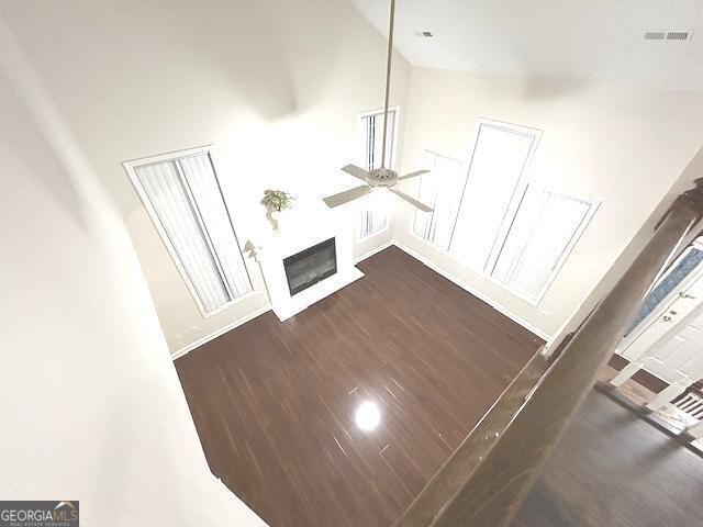 Building Photo - 305 Carriage Chase