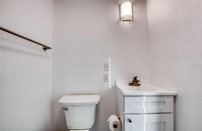 Building Photo - 19506 Gulf Blvd