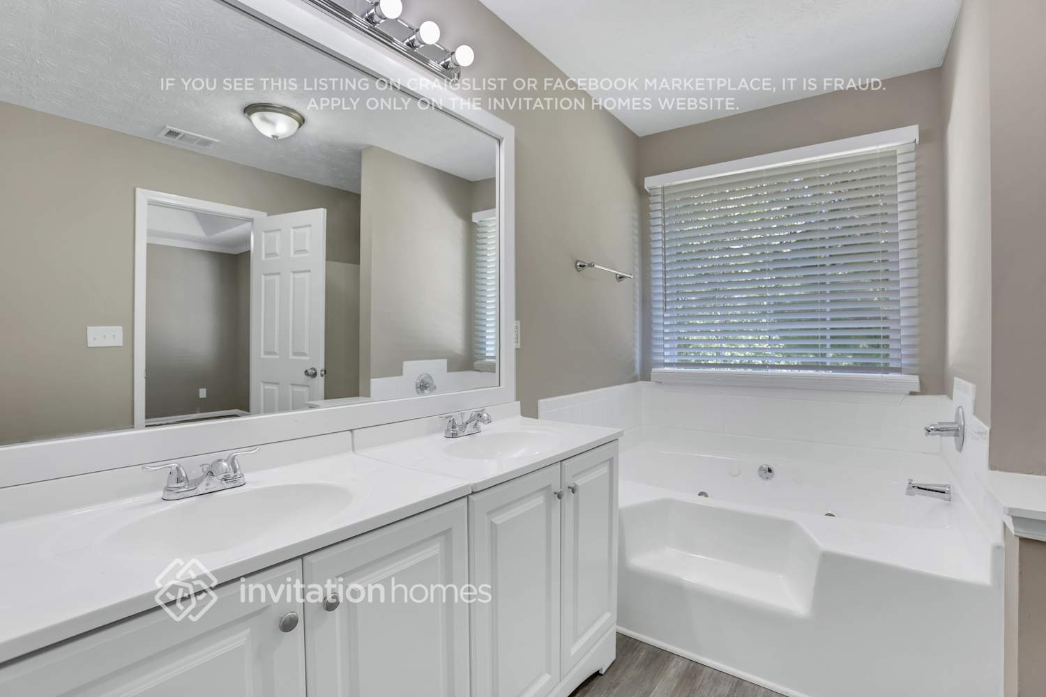 Building Photo - 3014 Hampton Club Way