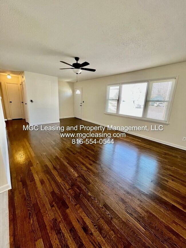Building Photo - Leave Behind Apartment Living With This Ra...