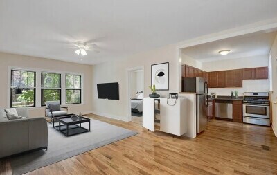 Building Photo - 630 W Cornelia Ave