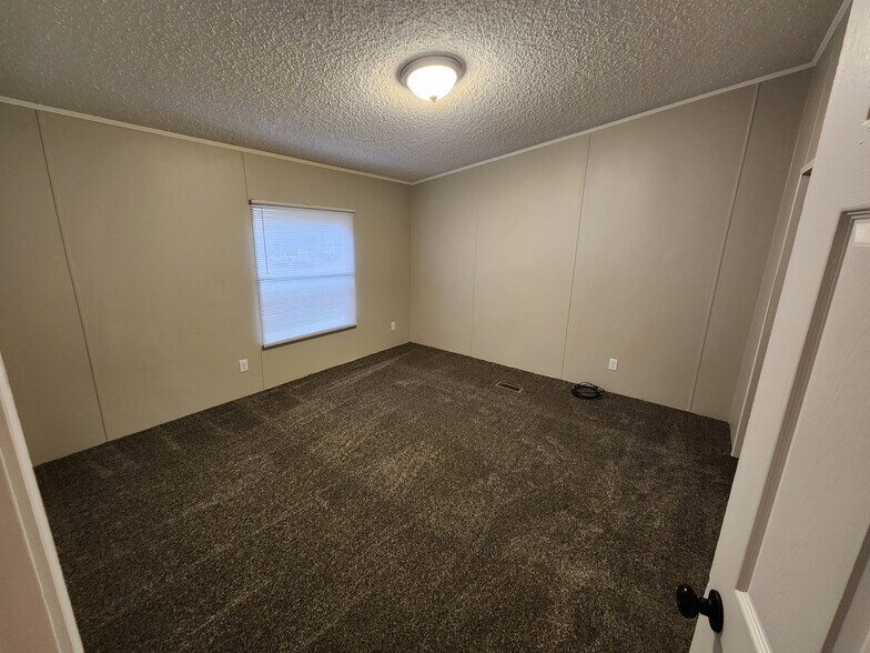 Bedroom 1 - 319 Rahm St