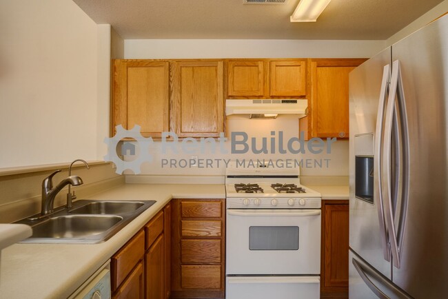 Building Photo - CALL US TODAY AT (505) 808-6467 TO SCHEDUL...