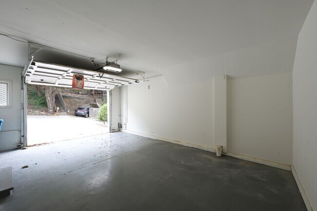 Building Photo - 4058 20th St