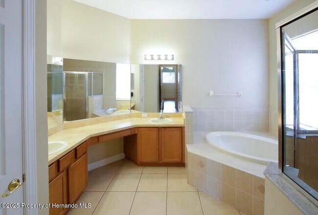 Building Photo - 4394 Edenrock Pl