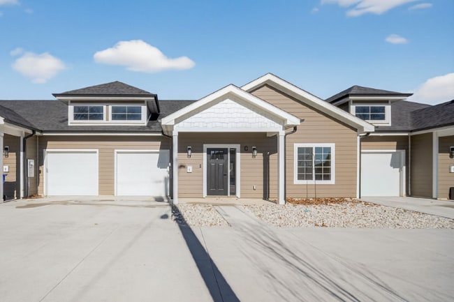 Building Photo - 508 W 2nd Ave