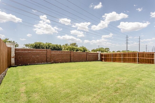 Building Photo - 14409 Spitfire Trail