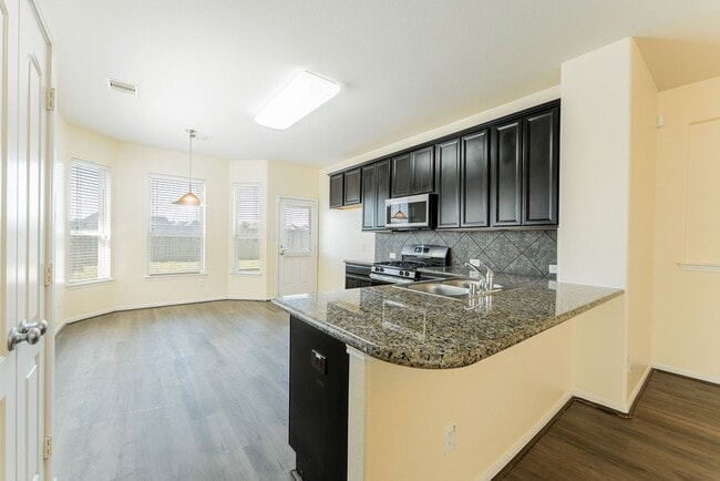 Building Photo - 20219 Weeping Pine Way