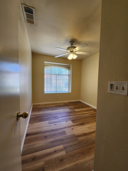 Bedroom 2 - 5179 W Warbler St
