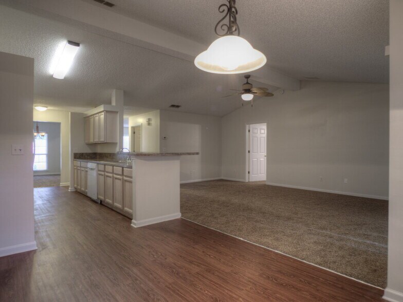 Building Photo - 1336 Marsh Grass Ct