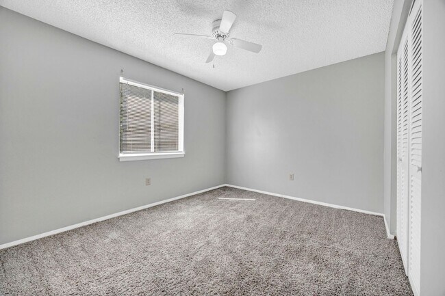 Building Photo - cpj2