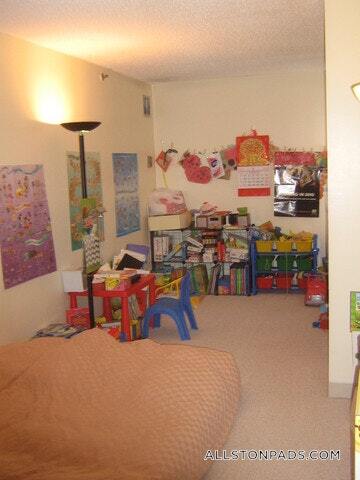 Building Photo - 15 N Beacon St