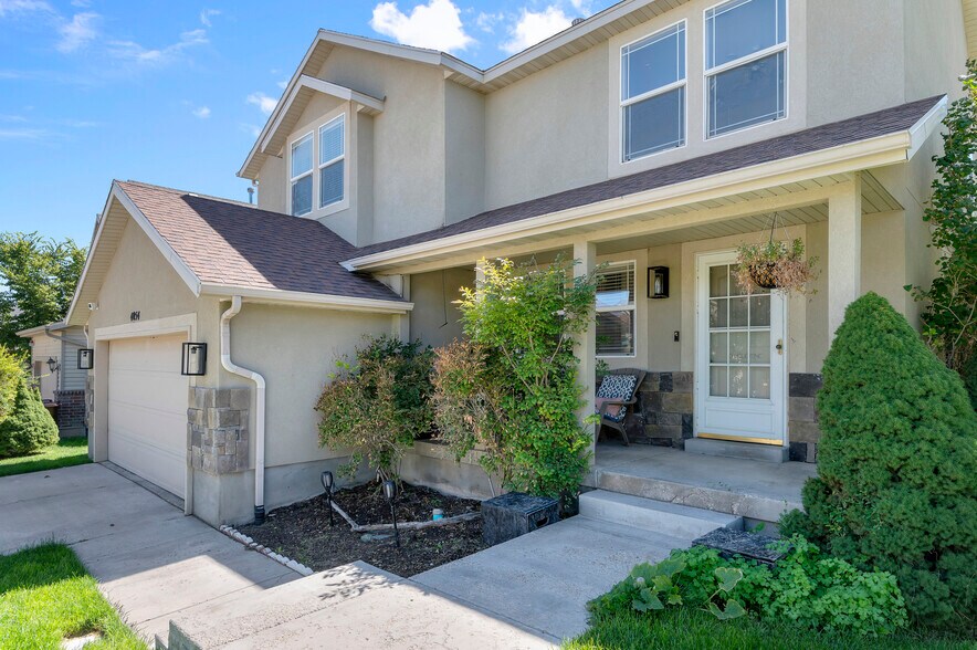 Building Photo - 4054 E Mohican Dr