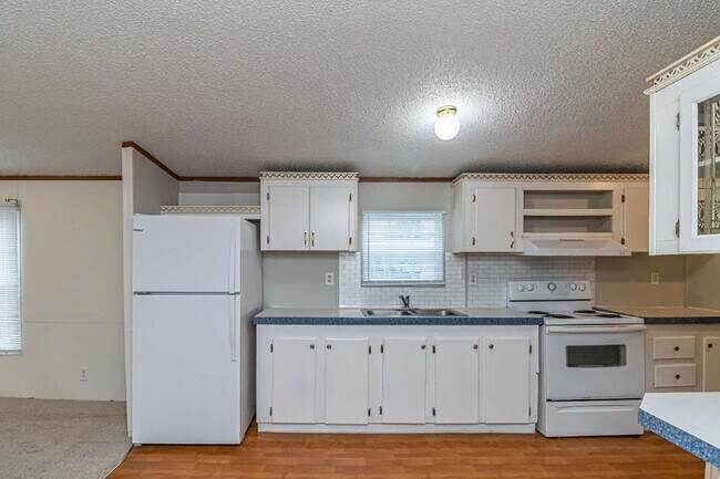 Building Photo - *Excellent Location* 2 BR | 2 BA Singlewide in Goldsboro