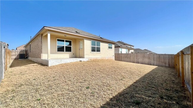 Building Photo - 6528 Strelitzia Cove