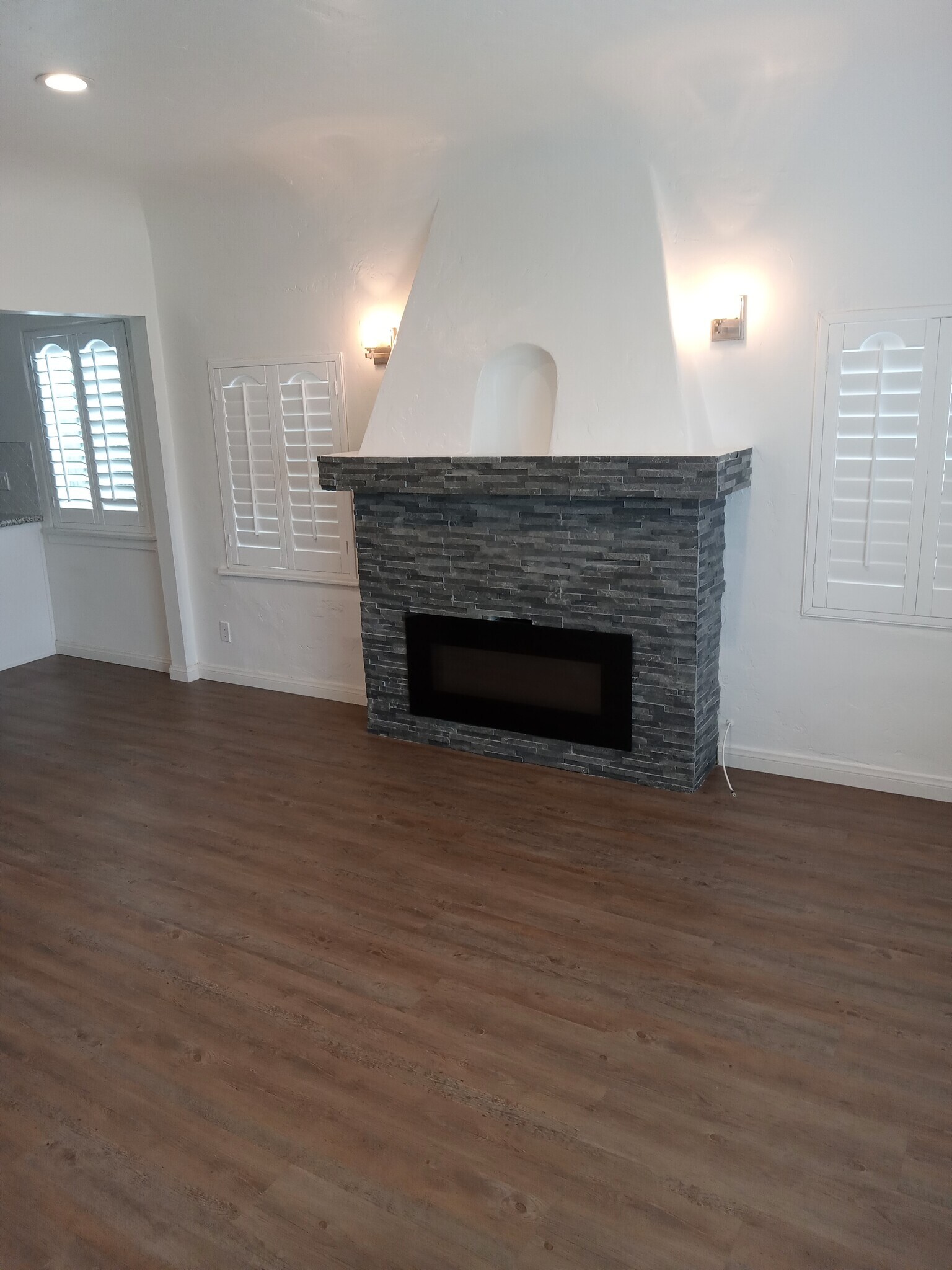 Building Photo - 2216 S Marvin Ave