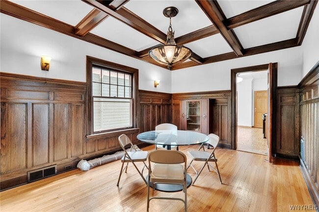 Building Photo - 610 Ashland Ave