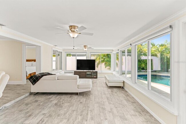 Building Photo - 11240 7th St E