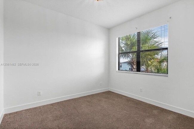Building Photo - 5485 Starfish Rd