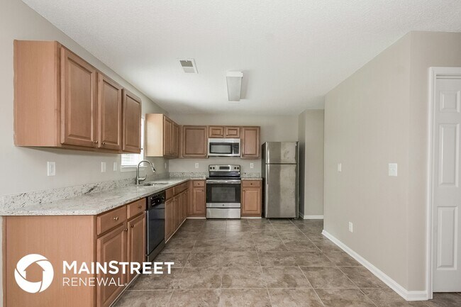 Building Photo - 520 Abercorn Ct