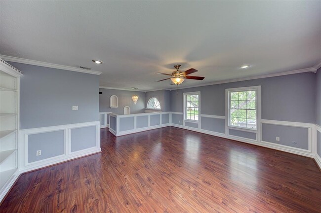 Building Photo - 263 E Castle Harbour Dr