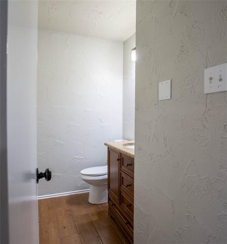 Building Photo - 4656 Bracken Dr