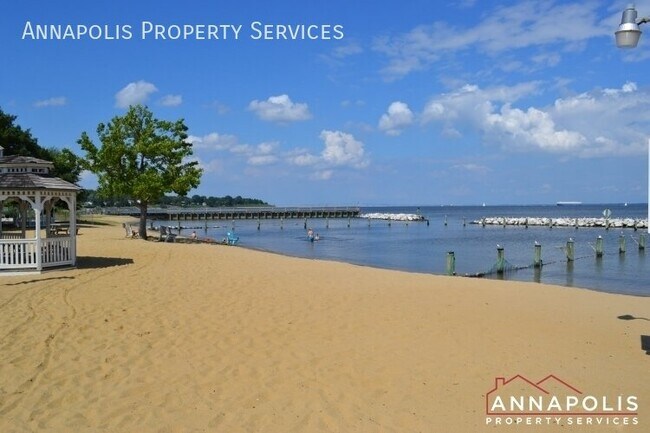 Building Photo - 3379 Arundel on the Bay Rd