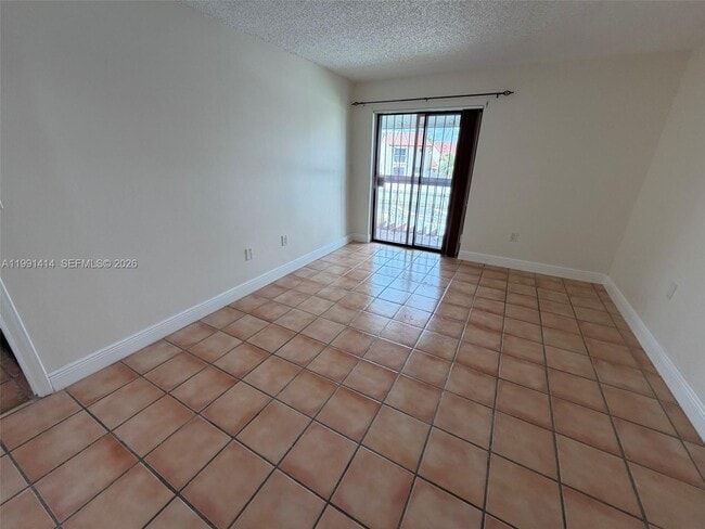 Building Photo - 1221 SW 124th Ct