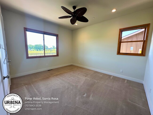 Building Photo - Luxury Vineyard Retreat with Pool, Cabana ...