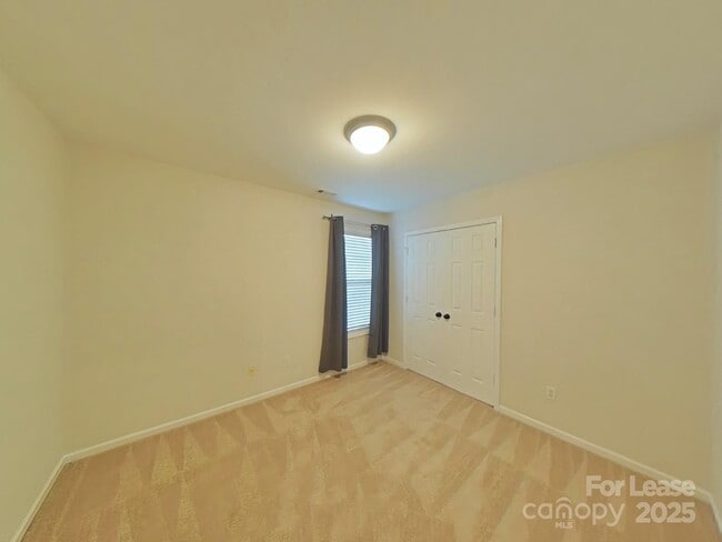 Building Photo - 5418 Franklin Springs Cir