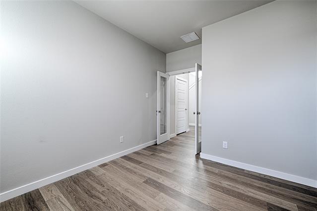 Building Photo - 806 Pne Bch Dr