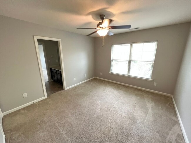 Building Photo - Gorgeous 3 bedroom home near Brier Creek and RTP!