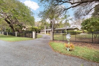 Building Photo - 6551 SW 126th St