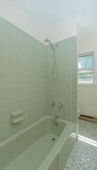 Building Photo - 6067 Veeder Rd