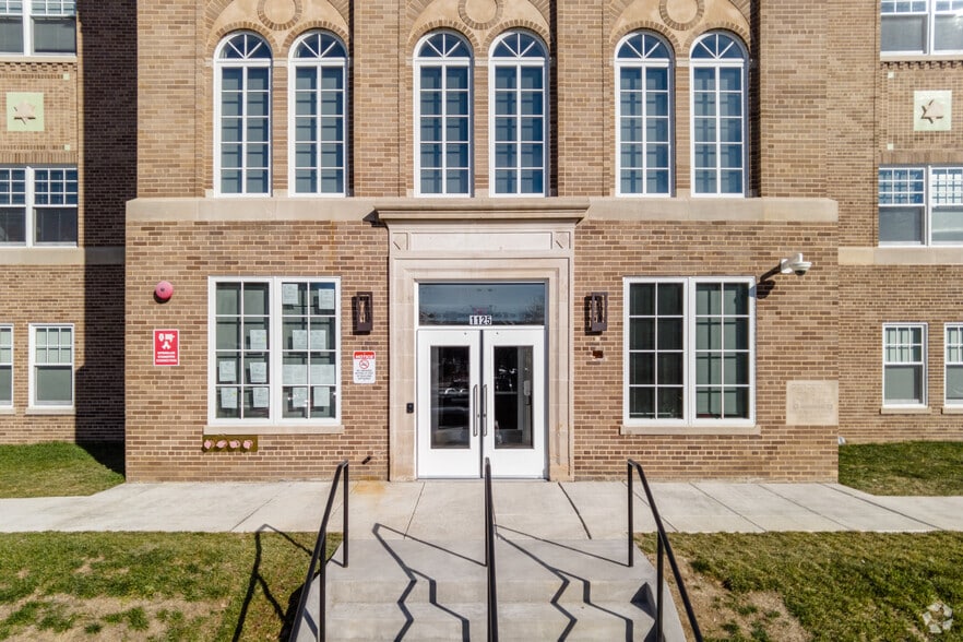 Entrance - The Appleton at Spring Flats Senior 62+