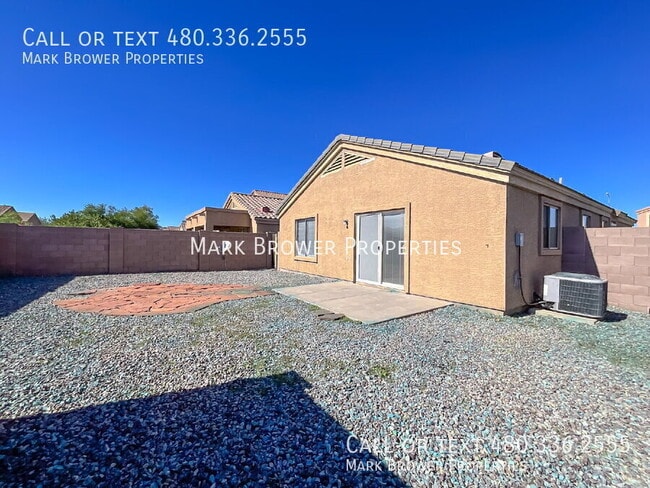 Building Photo - 11031 E Arbor Ave