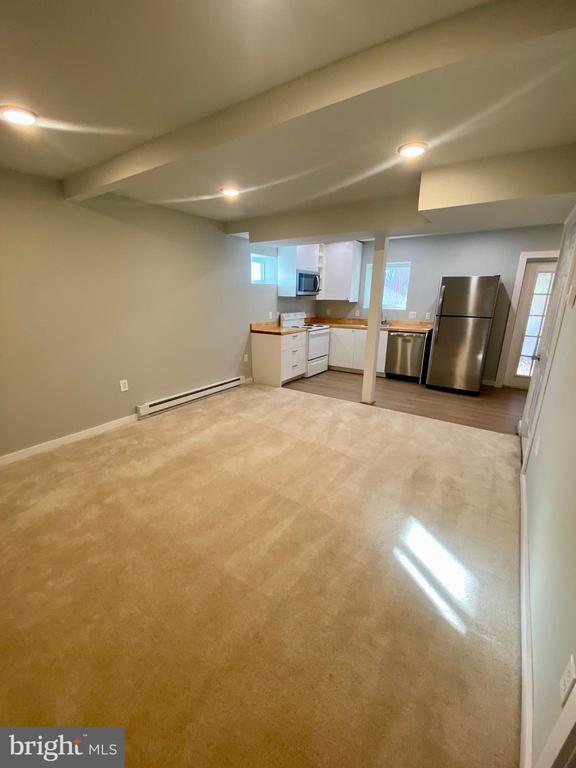 Building Photo - 112 England Run Ln