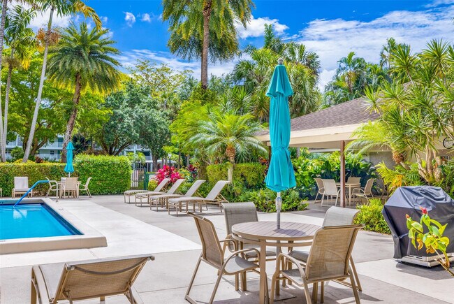 Building Photo - 800 Cypress Grove Dr