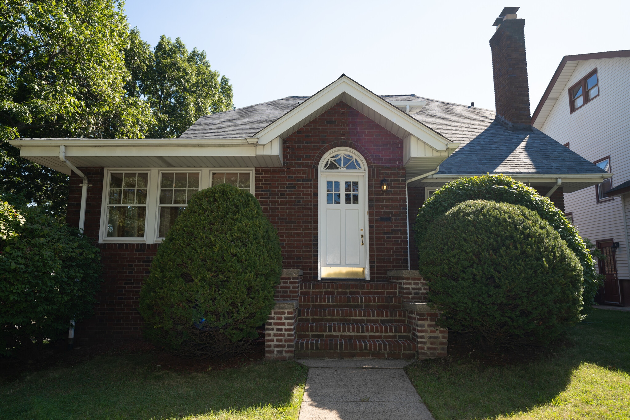 Building Photo - 177 Park St