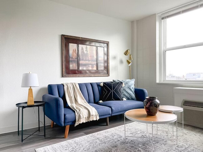 Building Photo - 2515 Burnet Ave