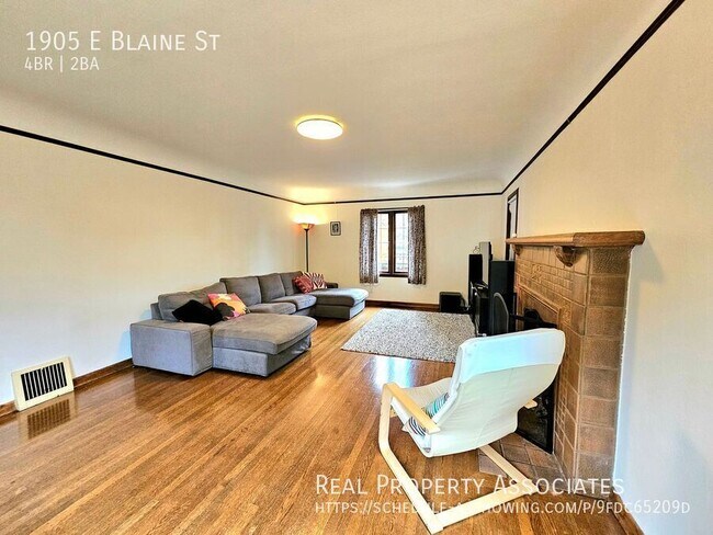 Building Photo - 1905 E Blaine St