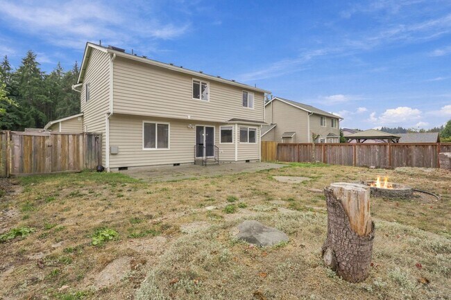 Building Photo - 6748 3rd Way SE