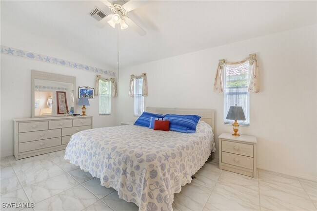 Building Photo - 181 Sabal Lake Dr