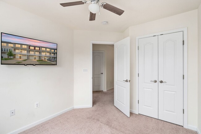 Building Photo - Your Next Home: Modern 3-Level Townhome with Garage, Deck & Huge Flex Space