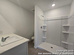 Building Photo - 10802 Soupe Cove