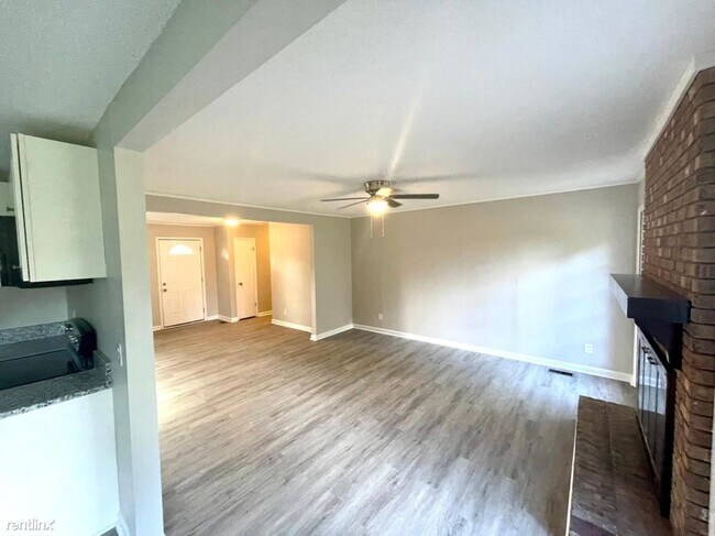 Building Photo - 3 br, 2 bath House - 518 Platinum St