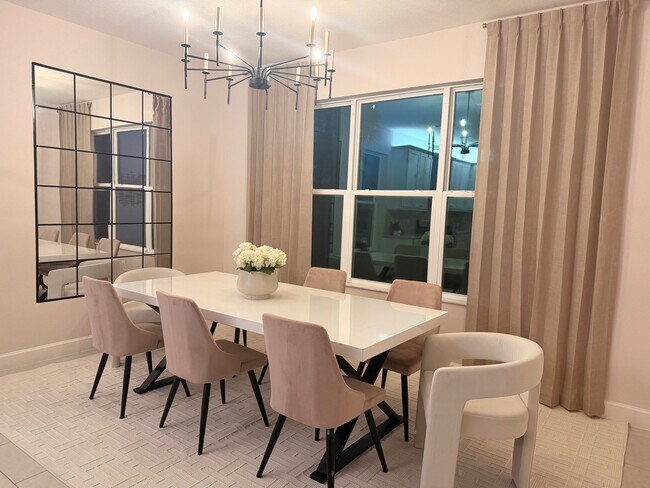 Building Photo - 32683 Tamarind Grv Ln
