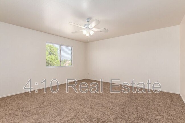 Building Photo - 2320 W Allens Peak Dr