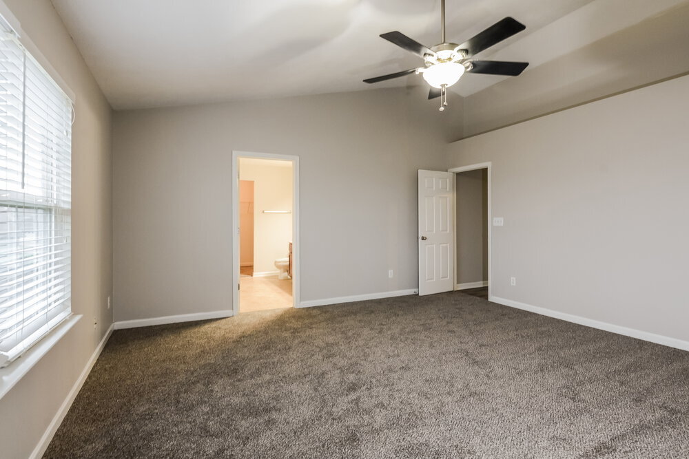 Building Photo - 2822 Armaugh Dr